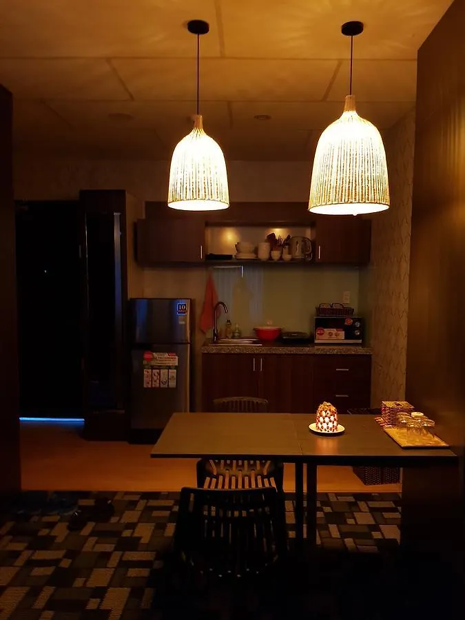 Riverside Apartment 다낭